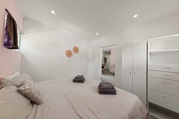 Mahaai - Apartment Complex with Pool and Rental Income