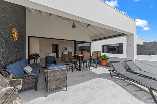 BLUE BAY &ndash; Luxury apartment in the Reef with two bedrooms and sea view