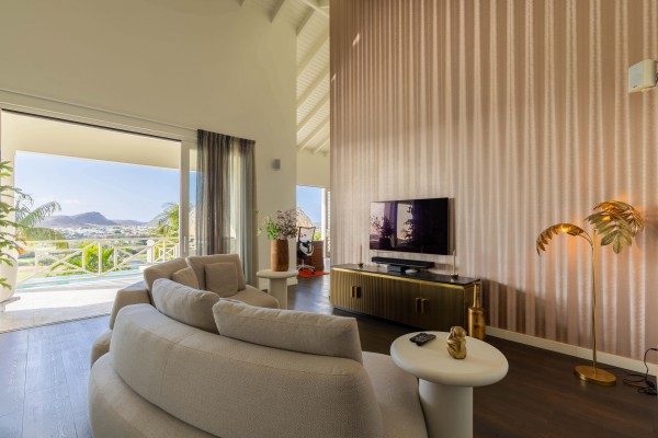 Blue Bay – Exclusive villa met adembenemend uitzicht  