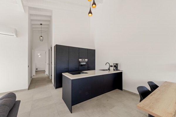 Blue Bay | Move-in ready new-build apartment with garden and pool view
