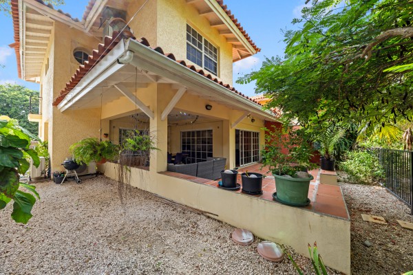 Ruime twee-onder-een-kapwoning in Villas del Sol