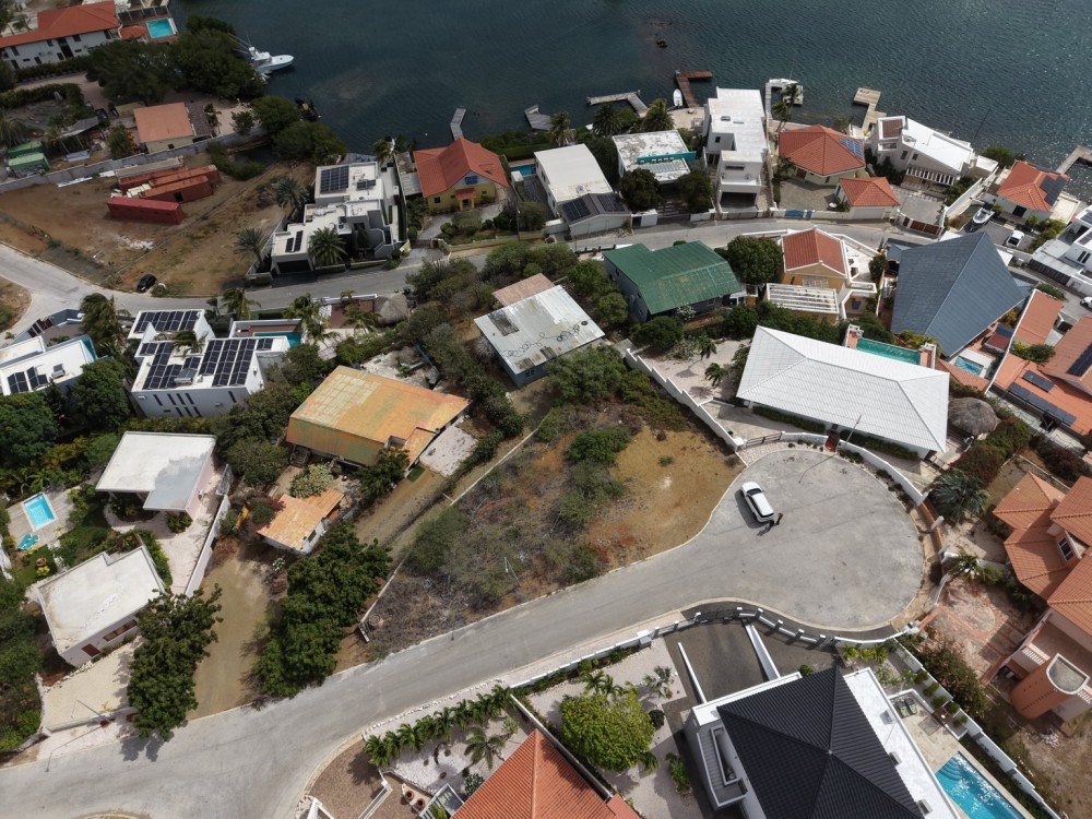 Spacious Lot with Beautiful Spanish Water Views | Brakkeput Abou photo 6