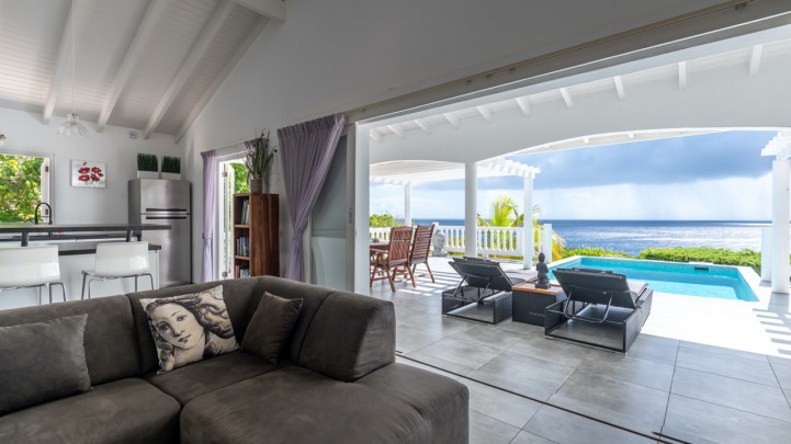 Coral Estate - Detached villa with spectacular sea view