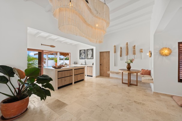 Julianadorp - Modern renovated detached villa with swimming pool