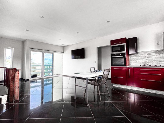 Lovely 4-Bedroom House with new Apartment in Tranquil Barber, Curaçao