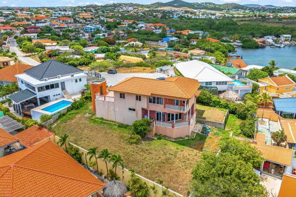 Majestic Hilltop Villa with Endless Ocean Views -  Brakkeput, Curaçao