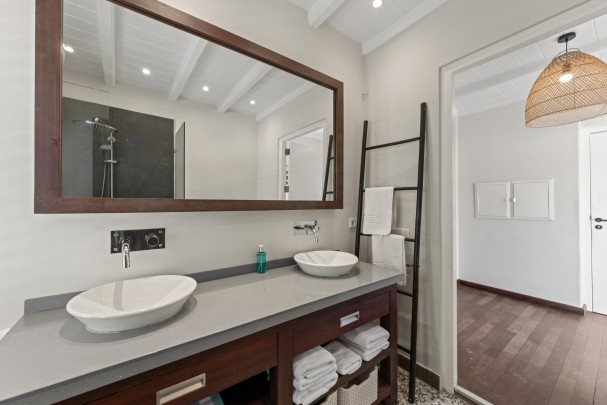 Otrobanda – Stylish 2-bedroom apartments with plunge pool