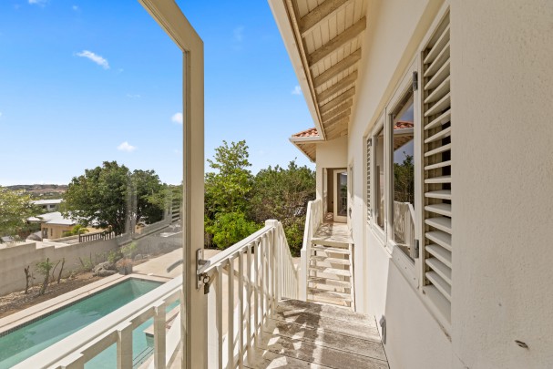 Stylish Jan Thiel Villa with Pool and Exceptional Investment Potential