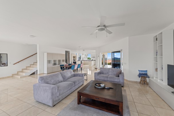 Seru Bottelier – Luxury Villa with Pool and Panoramic Salt Flats Views