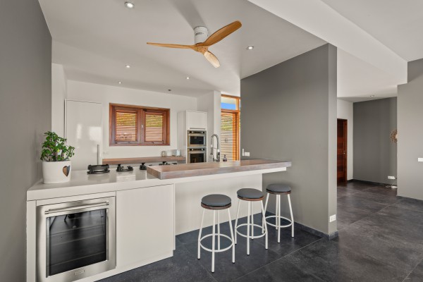 Cas Abao – Modern 5-Bedroom Oceanview Villa