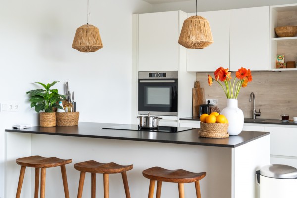 The Breeze – Beautiful 2-bedroom apartment perfect for vacation rental