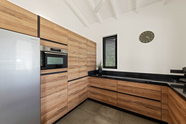 Blue Bay – Charming Villa with Panoramic Views over the Golf Course