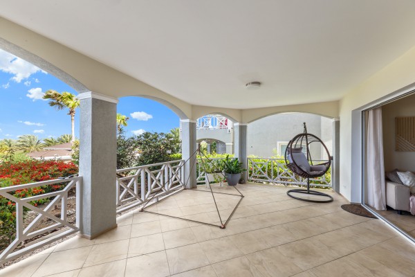 Blue Bay – Spacious Apartment with Sea View in Residence Le Bleu