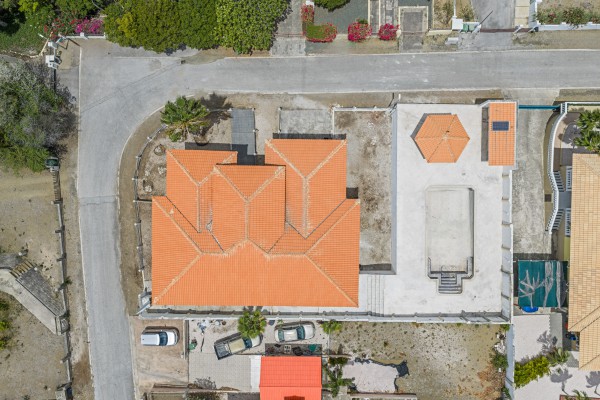Cas Grandi – Ruime opknapwoning met appartement op rustige locatie