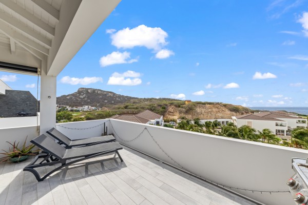 BLUE BAY – Luxury apartment in the Reef with two bedrooms and sea view