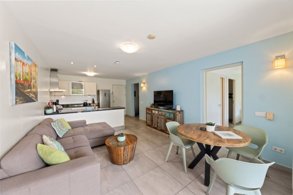 Fully Furnished 1-Bedroom Apartment with Holiday Rental Potential