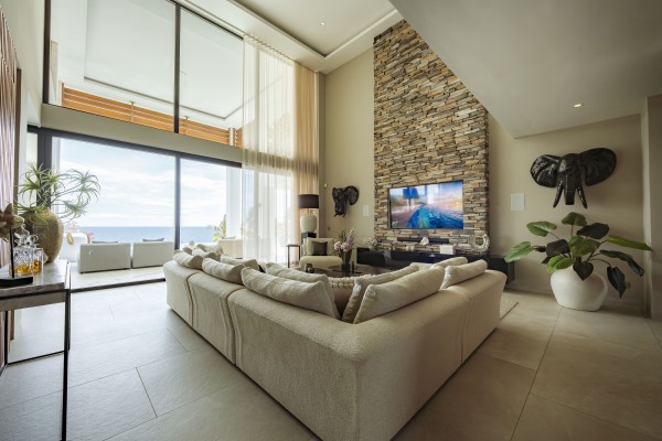 Blue Bay BQ9 - Most Exclusive Oceanfront Villa in Curaçao