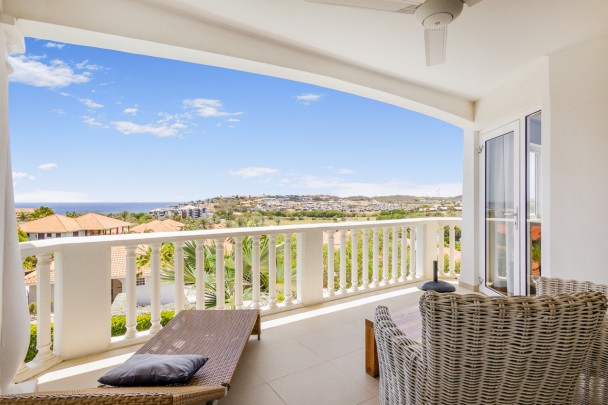 Stylish 1-bedroom apartment at Blue Bay Golf & Beach Resort