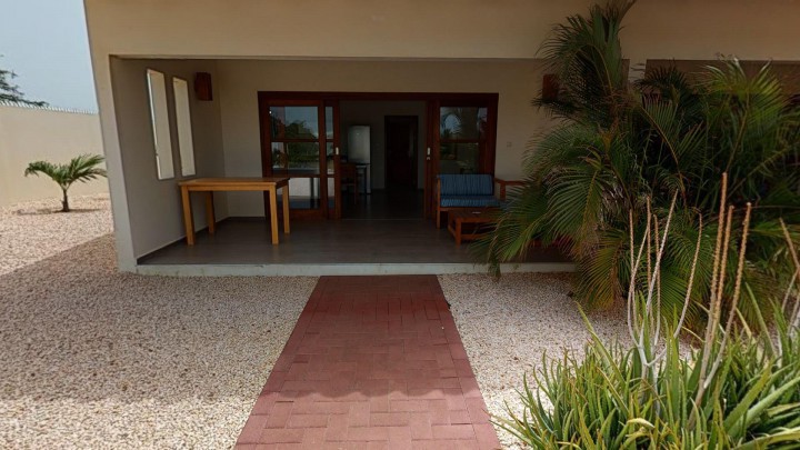 Large, centrally located vacation resort with private living residence