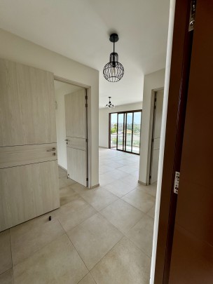 Skerpene living - Beautiful new construction apartment on gated resort