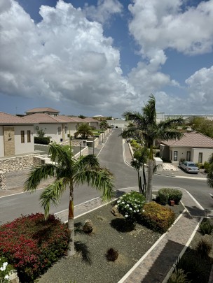 Skerpene living - Beautiful new construction apartment on gated resort