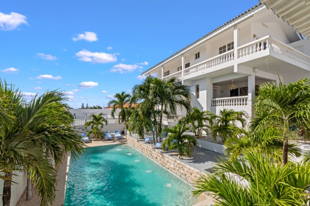 Champartments - Luxury group resort white villa on Curaçao 