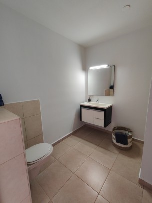 Ruim appartement met zwembad te huur in Jan Thiel -dichtbij het strand