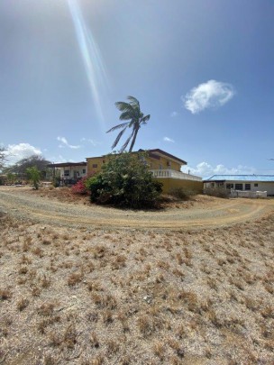 Libier - family home with 7 apartments on spacious lot