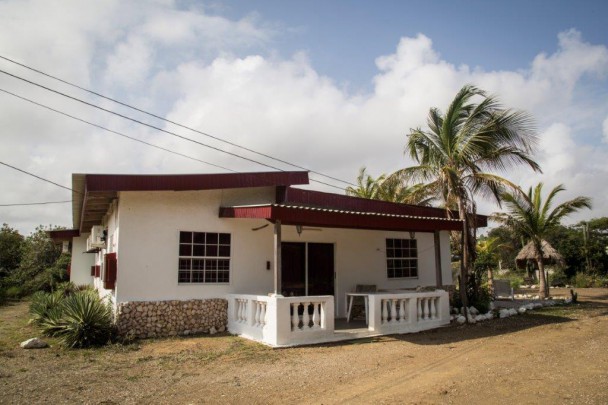 Libier - family home with 7 apartments on spacious lot