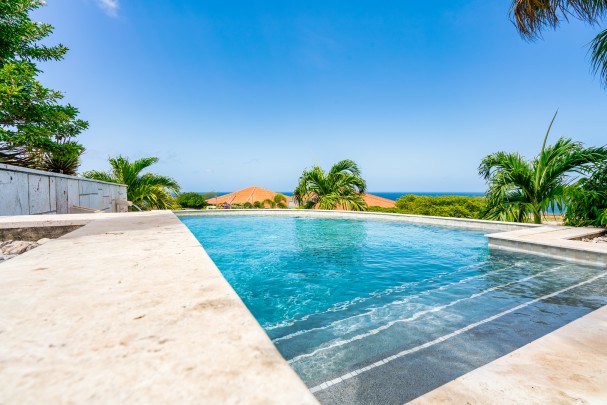 Blue Bay BB-56 - Luxurious villa for sale with spectacular views