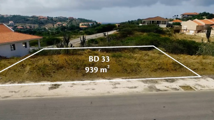 Blue Bay BD-33 - Spacious Lot for sale on gated golf resort with beach