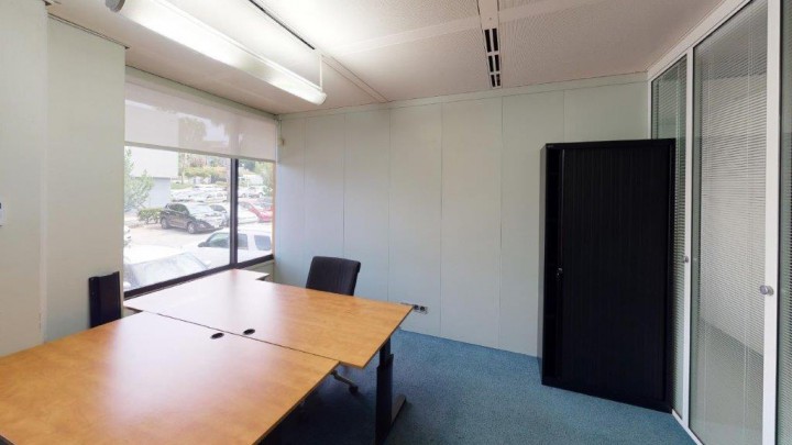 Rooi Catootje - Centrally located office on the ground floor for rent