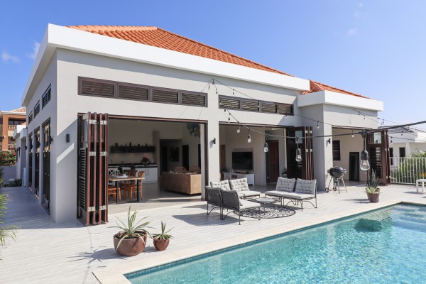 Carouselimage Curacao 2846