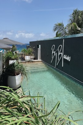 BijBlauw Boutique Hotel & Oceanfront Restaurant Exploitatie + inboedel