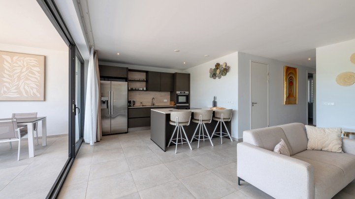 Blue Bay Resort – The Breeze luxury ground floor apartment