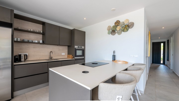 Blue Bay Resort – The Breeze luxury ground floor apartment
