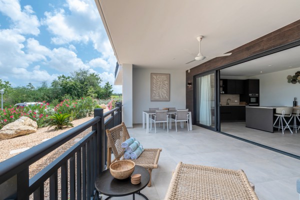 Blue Bay Resort – The Breeze luxury ground floor apartment