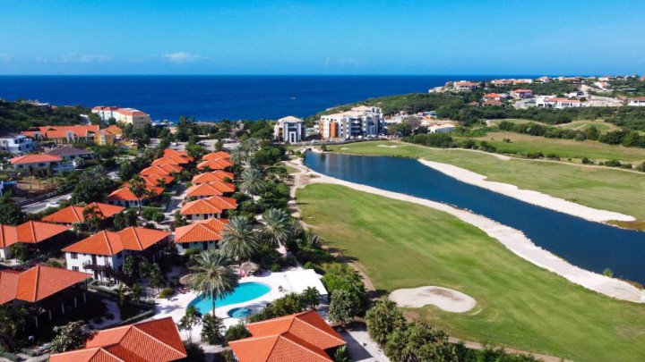 Blue Bay - Luxury newly built penthouse ideal for vacation rentals