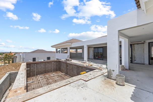 Blue Bay - Luxury new build 4 bedroom villa with private pool 