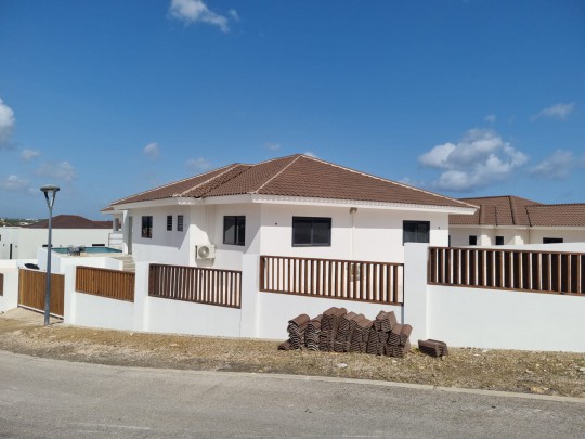 Blue Bay - Luxury new build 4 bedroom villa with private pool 