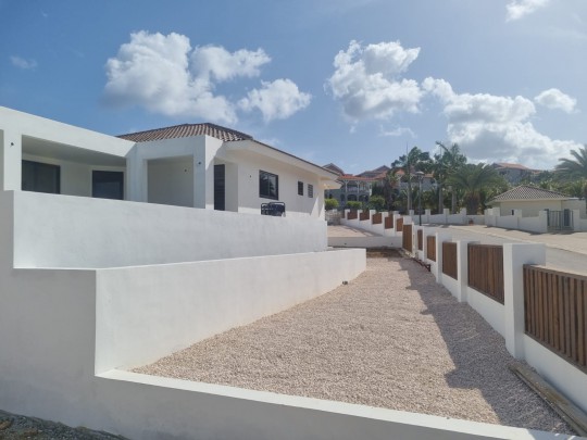 Blue Bay - Luxury new build 4 bedroom villa with private pool 