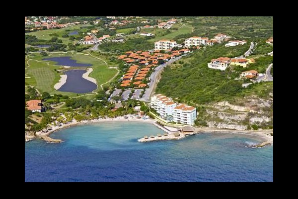 Villas in Blue Bay Village - homes for sale in Curacao on golf resort