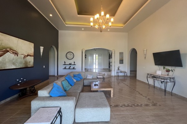Blue Bay BR-28 - Beautiful villa overlooking the golf course