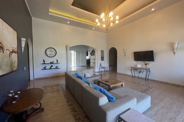 Blue Bay BR-28 - Beautiful villa overlooking the golf course