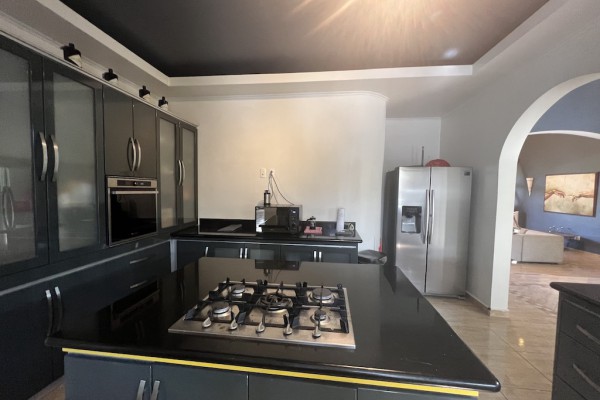 Blue Bay BR-28 - Beautiful villa overlooking the golf course