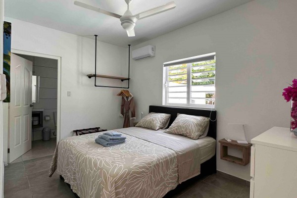 Mahaai - Tropical bungalow perfect for vacation rentals with pool