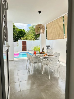 Mahaai - Tropische bungalow perfect voor vakantieverhuur met zwembad