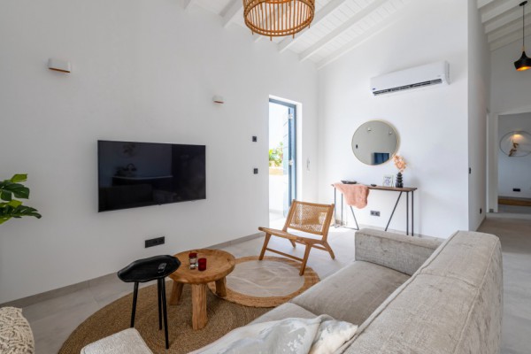 CBW 382 RESORT - Luxury Apartments in Jan Thiel at Gated Resort