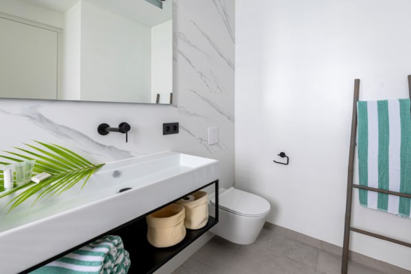 CBW 382 RESORT - Luxury Apartments in Jan Thiel at Gated Resort
