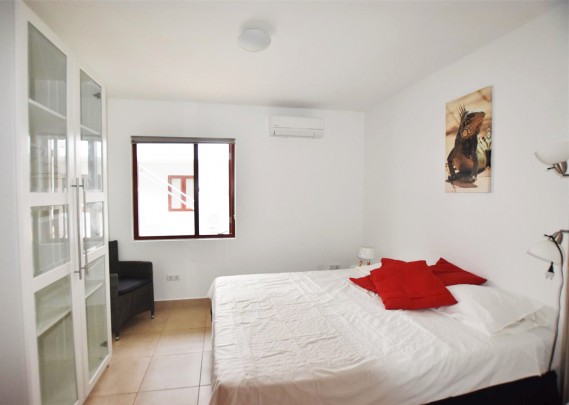 Cocolora - Spacious 2-bedroom apartments for rent with view Tafelberg